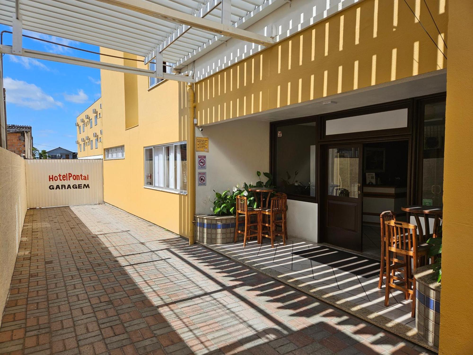 Hotel Pontal Пальоса Экстерьер фото